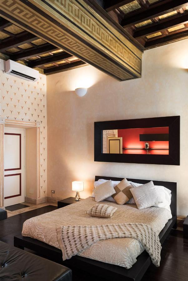 Nsm 71Viadelcorso Appartamento Con Terrazzo ローマ エクステリア 写真